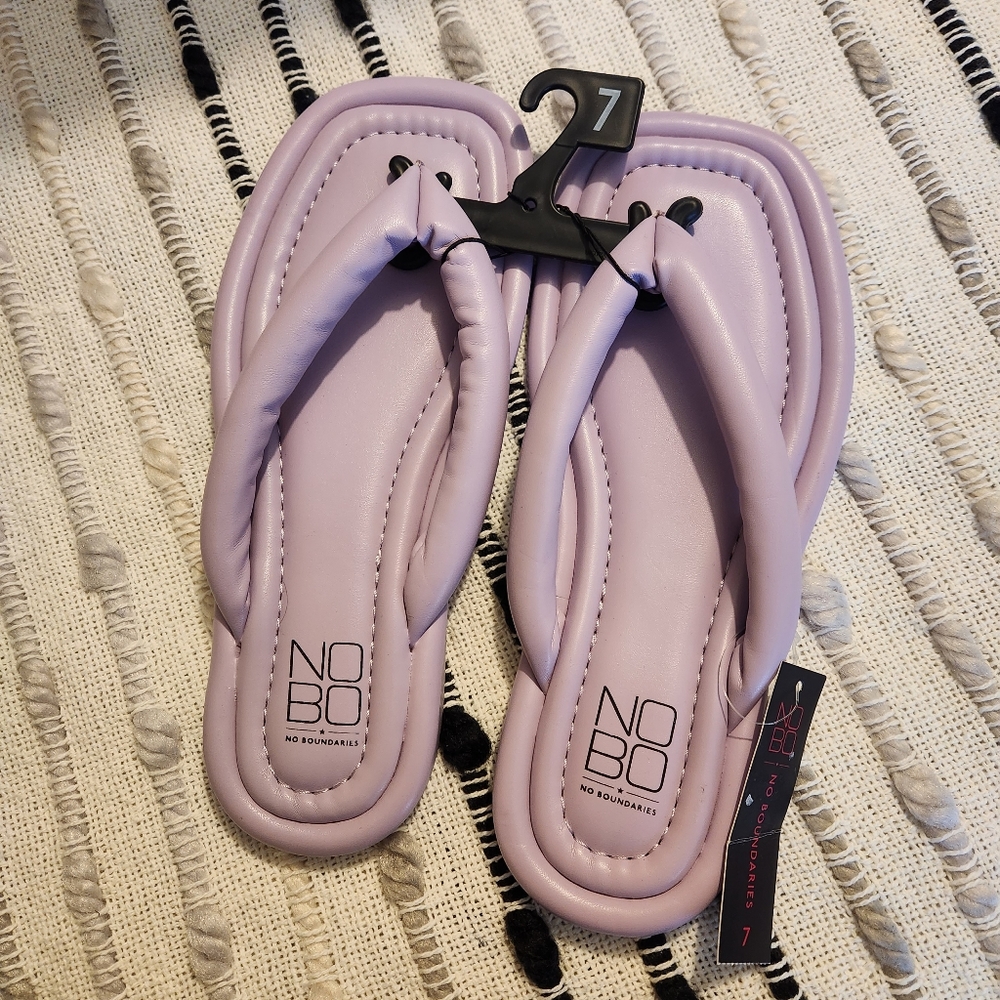 NWT...Women's sandals